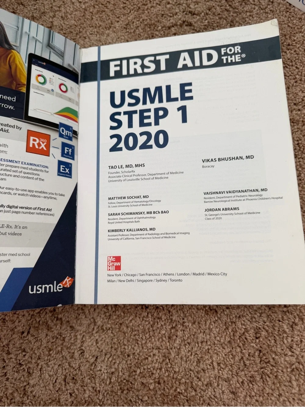 FIRST AID USMLE Step 1 2020 - Blue and Yellow